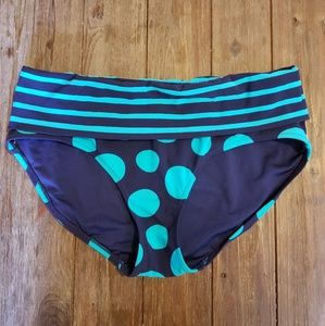 Verango size 10 ladies Bikini bottoms. 5/$20